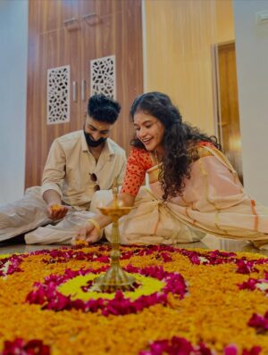 Subiksha Kayarohanam Instagram - ഹൃദയം നിറഞ്ഞ ഓണാശംസകൾ🌸🪷🌼❤️

pc @rithik_shiyam 

#onam2025❤️