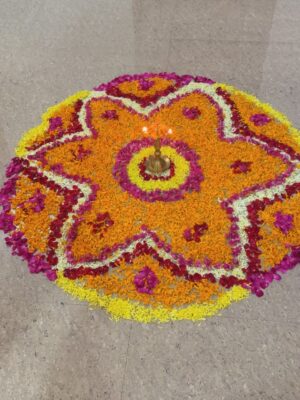 Subiksha Kayarohanam Instagram - ഹൃദയം നിറഞ്ഞ ഓണാശംസകൾ🌸🪷🌼❤️

pc @rithik_shiyam 

#onam2025❤️