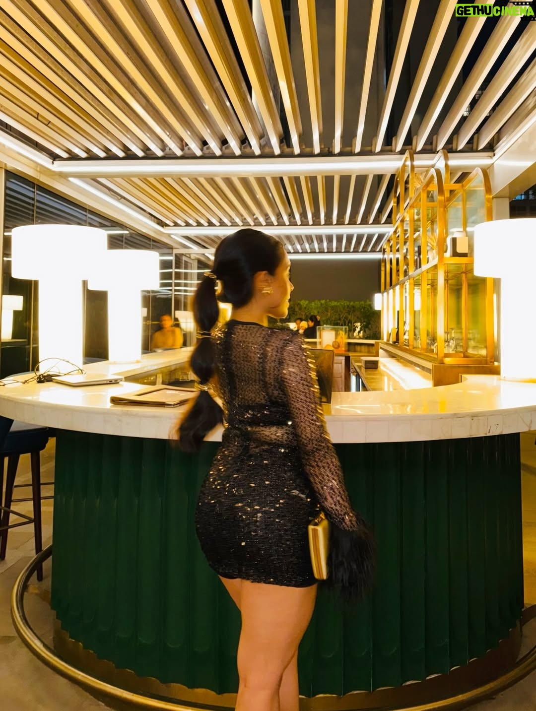 Sucheta Dutta - 6.7K Likes - work of art🖤

.
.
.
{Outfit inspo, outfit style, outfit rotation, outfit, photo dump, style inspo, casual outfits, everyday outfits, fitcheck, party outfits, photo dump}

.
.
.
.
#ootd #styleinspo #sequindress #fypシ #littleblackdress