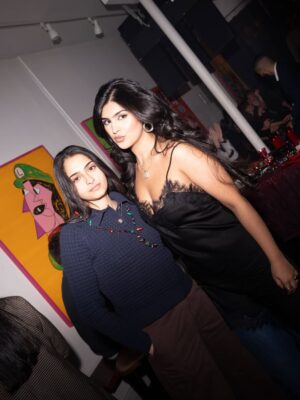 Sufi Malik Instagram - holiday party & I pulled up with the prettiest plus one ✨

jk i was her plus one but caption sounded cute

📸: @nursellephoto
