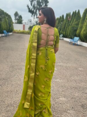 Sukrutha Nag Instagram - ❤️Wearing my favourite accessory: my smile. 🙂❤️
