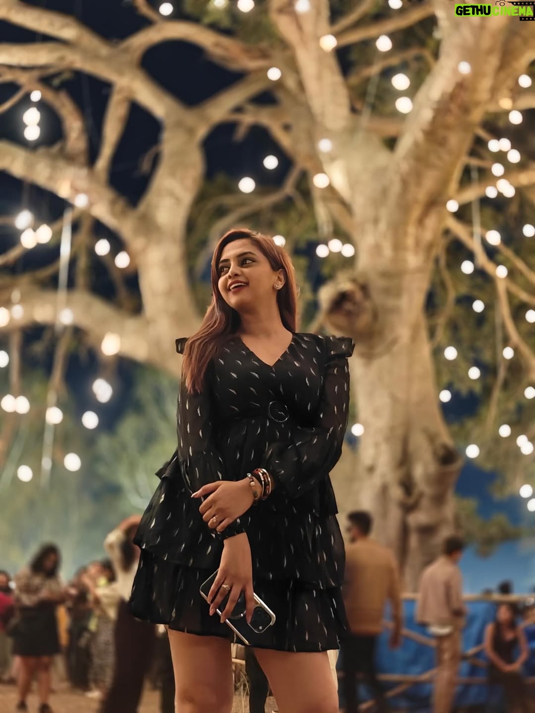 Sukrutha Nag - 14.9K Likes - ❤️Without black, no color has any depth❤️
.
.
Pc:- @the.showgun 😎
.
.
#echoesofearth ❤️