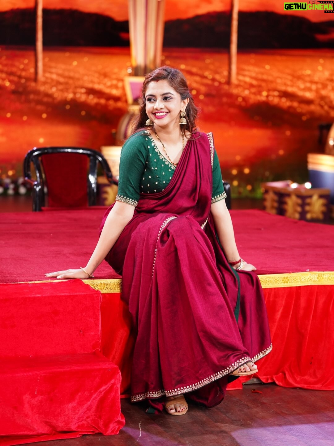 Sukrutha Nag - 7.6K Likes - ❤️Saree vibes only❤️
.
.
Pc:- @iam_mrinalkashyap 🥰