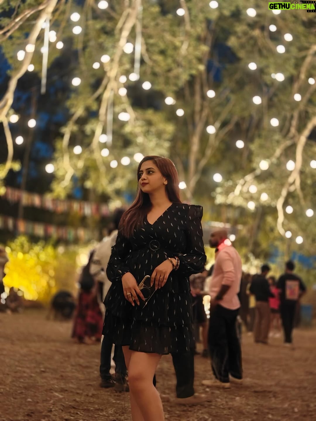 Sukrutha Nag - 14.9K Likes - ❤️Without black, no color has any depth❤️
.
.
Pc:- @the.showgun 😎
.
.
#echoesofearth ❤️