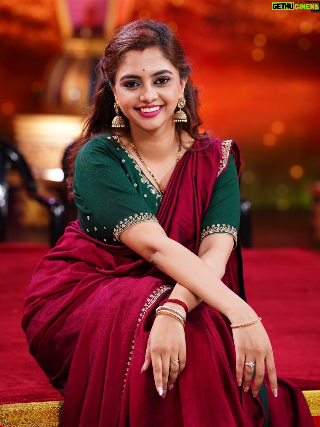 Sukrutha Nag - 8.9K Likes - ❤️Be kind, feel beautiful❤️
.
.
Pc:- @iam_mrinalkashyap 😎
.
.
Mua:- @makeoverbyarshitha ❤️
