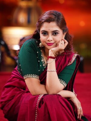 Sukrutha Nag Instagram - ❤️Be kind, feel beautiful❤️
.
.
Pc:- @iam_mrinalkashyap 😎
.
.
Mua:- @makeoverbyarshitha ❤️