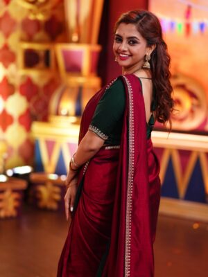 Sukrutha Nag Instagram - ❤️Be kind, feel beautiful❤️
.
.
Pc:- @iam_mrinalkashyap 😎
.
.
Mua:- @makeoverbyarshitha ❤️