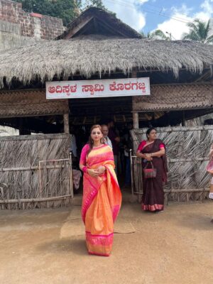 Sukrutha Nag Instagram - 🔱🔱 Swamy Koragajja 🔱🔱
.
.
From wanting to visit this temple to the moment i got swamy darshana🥹🥹
.
.
Emotions came rushing down the moment i saw Swamy Koragajja 
.
.
Thankfull
Greatfull
Blessed🙏🏻