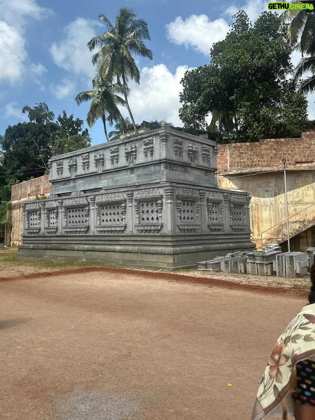 Sukrutha Nag - 37.1K Likes - 🔱🔱 Swamy Koragajja 🔱🔱
.
.
From wanting to visit this temple to the moment i got swamy darshana🥹🥹
.
.
Emotions came rushing down the moment i saw Swamy Koragajja 
.
.
Thankfull
Greatfull
Blessed🙏🏻