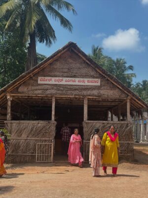 Sukrutha Nag Instagram - 🔱🔱 Swamy Koragajja 🔱🔱
.
.
From wanting to visit this temple to the moment i got swamy darshana🥹🥹
.
.
Emotions came rushing down the moment i saw Swamy Koragajja 
.
.
Thankfull
Greatfull
Blessed🙏🏻