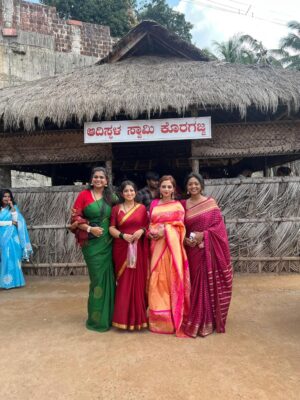 Sukrutha Nag Instagram - 🔱🔱 Swamy Koragajja 🔱🔱
.
.
From wanting to visit this temple to the moment i got swamy darshana🥹🥹
.
.
Emotions came rushing down the moment i saw Swamy Koragajja 
.
.
Thankfull
Greatfull
Blessed🙏🏻