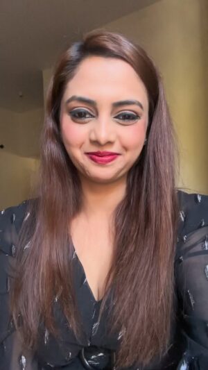 Sukrutha Nag Instagram - The Devil😎
@darshanthoogudeepashrinivas 🥰
@viji.darshan 🥰
.
.
Plz rush to your nearest theatres to watch the devil movie🫡