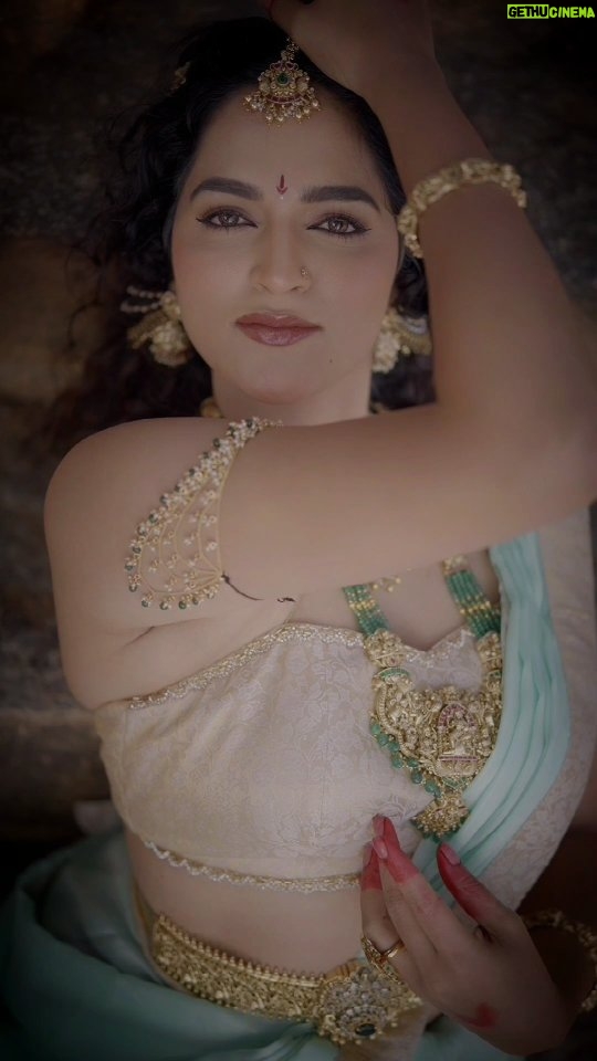 Sukrutha Wagle - 1.6K Likes - When a woman embraces her feminity ✨✨, she embraces the beautiful creation of the Devine 💫 💫#feminine

Gorgeous @makeoverbylakshminaveen planned the whole makeover for me and for the first time ever someone approached me for traditional Periodical look 💫
She created a magic 🪄 with her brushes and draped this beautiful Saree from @dt_bridalstudio
Whilst the jewelry from @__nyra_jewels__ complimented the whole look. 
A team of experts @prashu_photographer captured the magic ✨ 

#Sukrutha #sukruthawagle #actress #makeover #traditional  #traditionalsaree #sareedraping #indianbridalmakeup #indianbridaljewellery #creativephotography
