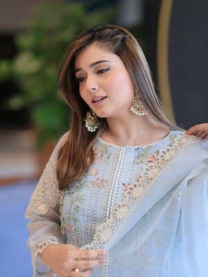 Sumaiyya Bukhsh Instagram - @sanora.pk 👗