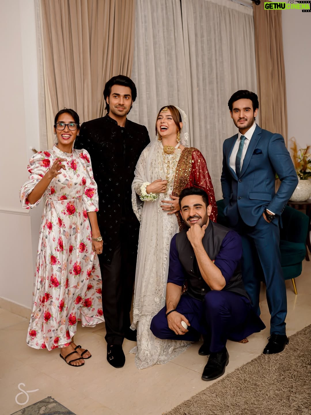 Sumaiyya Bukhsh - 38.1K Likes - -
Every character has a pain, every episode a feeling❤️
A story of love, sacrifice, and destiny.
Do watch my drama serial #humnava every day at 7pm just on @greenentertainment.official  don’t miss it 
Makeup 💄 @theamreenarbab 
Associate @aqeelabbas_official
Dress 👗 @tabassumharoon.official 
Jewellery @kohenoorjewelryofficial.pk 
Clicks @streaksfilmsphotography