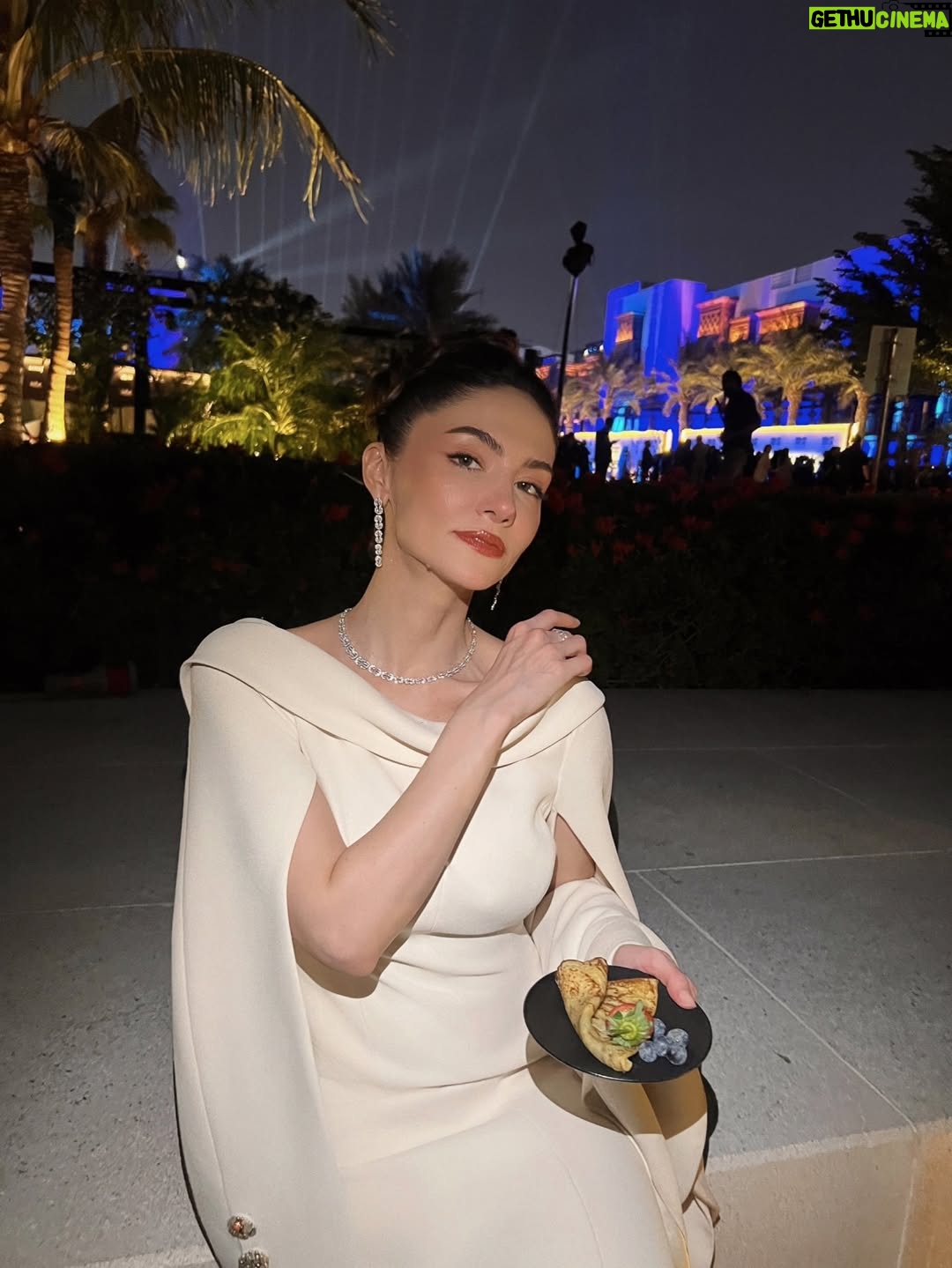 Sumaya Rida - 16.7K Likes - About last night…
Opening the fifth edition of #RSIFF25, celebrating our shared love for cinema 🤍
An honor and a true joy to be part of this beautiful milestone for our beloved festival @redseafilm 

Thank you @fredjewelry for the Stunning Diamond Set 
Wearing A Couture Suit Reinterpretation by @aliciaruedaatelier 
Full look production by @illayproductions
MUAH @josselynramirez13

Photography @ammarparis & @danieleventurelliphoto 
And heartfelt thanks to @mayareldegwey for the support 🤍