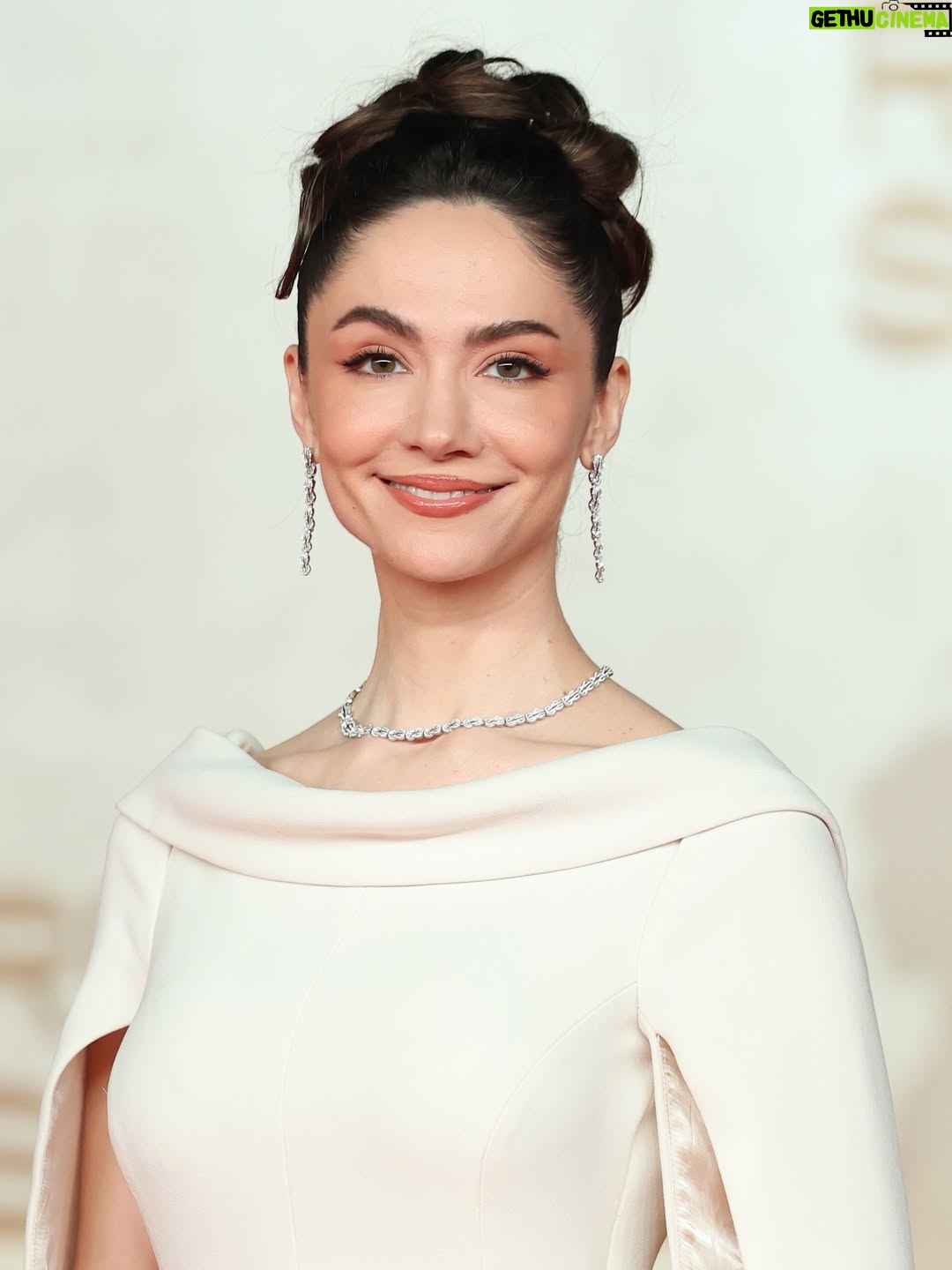 Sumaya Rida - 16.7K Likes - About last night…
Opening the fifth edition of #RSIFF25, celebrating our shared love for cinema 🤍
An honor and a true joy to be part of this beautiful milestone for our beloved festival @redseafilm 

Thank you @fredjewelry for the Stunning Diamond Set 
Wearing A Couture Suit Reinterpretation by @aliciaruedaatelier 
Full look production by @illayproductions
MUAH @josselynramirez13

Photography @ammarparis & @danieleventurelliphoto 
And heartfelt thanks to @mayareldegwey for the support 🤍