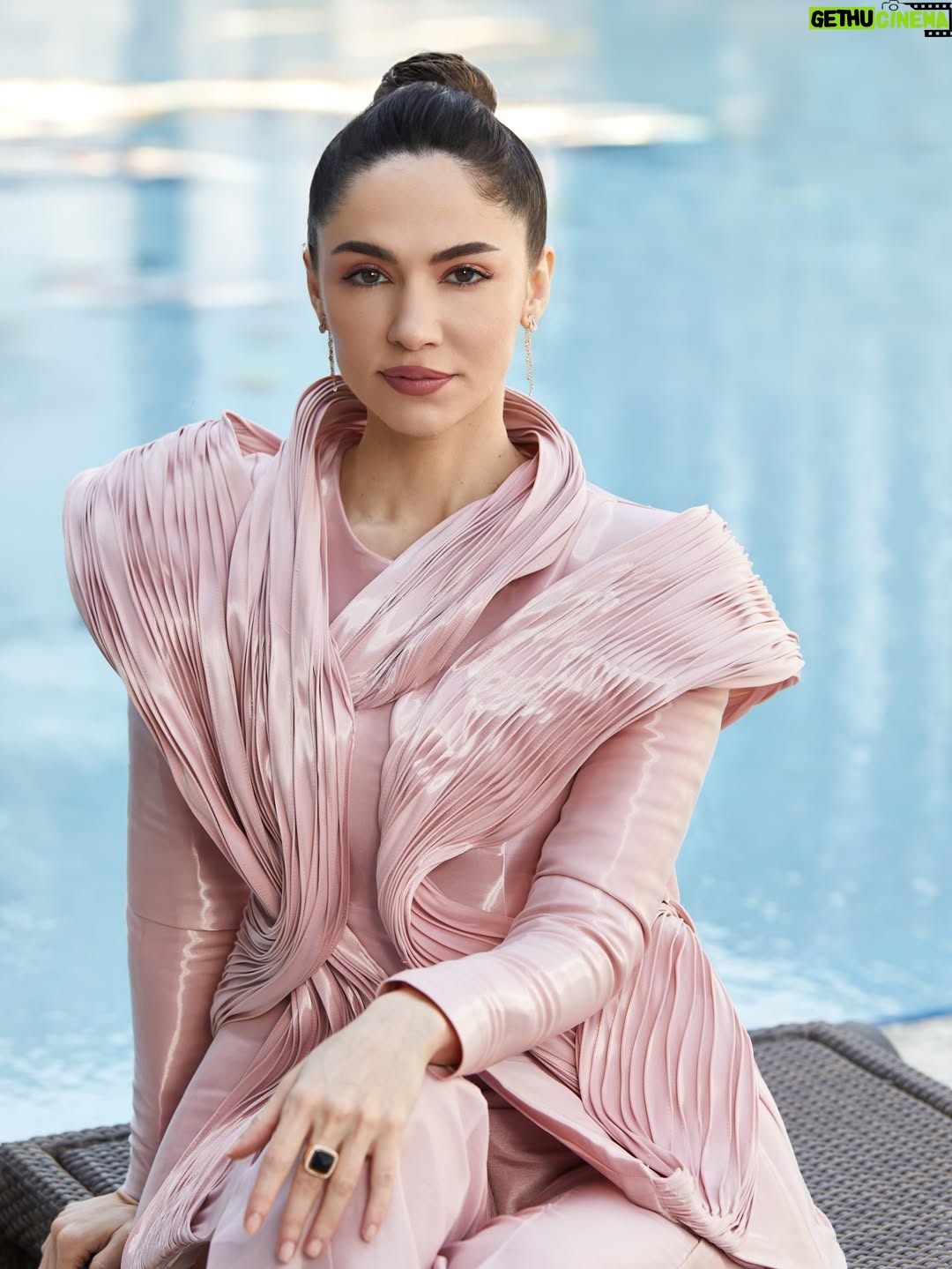 Sumaya Rida - 14.2K Likes - Souk in the morning, Cultural Fund reception in the afternoon and film screenings in the evening.. 
A packed full festival rhythm @redseafilm 
Had to choose a look made to move through it all with ease..

Wearing @fredjewelry 
Pink Suit @inmalinares
Super Lasting MUAH & Photography @josselynramirez13 @ammarparis 
Look production @illayproductions 
Management @mayareldegwey