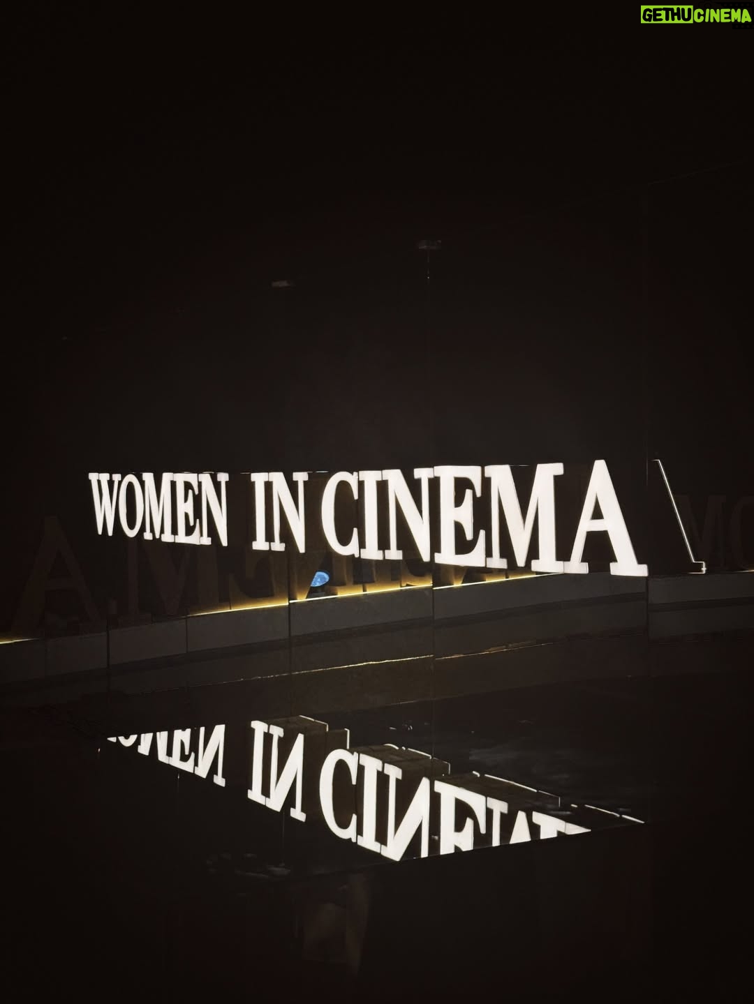 Sumaya Rida - 24.3K Likes - “Women In Cinema” Night at #RSIFF25
This night always carries beautiful memories and meaning for me 🤍 from my first recognition years ago to witnessing how much this community has grown @redseafilm 
Grateful for these beautiful moments and every woman whose voice shapes our cinema. 
I want to thank the incredible team who contributed to my look tonight 🫶🏻
Styling by @musaed.d ❤️
Dress @maisonchahad 
Jewelry @tiffanyandco 
Clutch @marzook_official 
MUAH @josselynramirez13 X @illayproductions 
Special thanks @the.tailoring.boutique
And @mayareldegwey