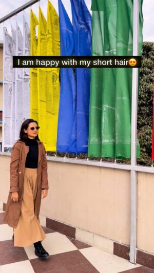 Sumedha Bhattacharyya Instagram - Long hair or short?🫣