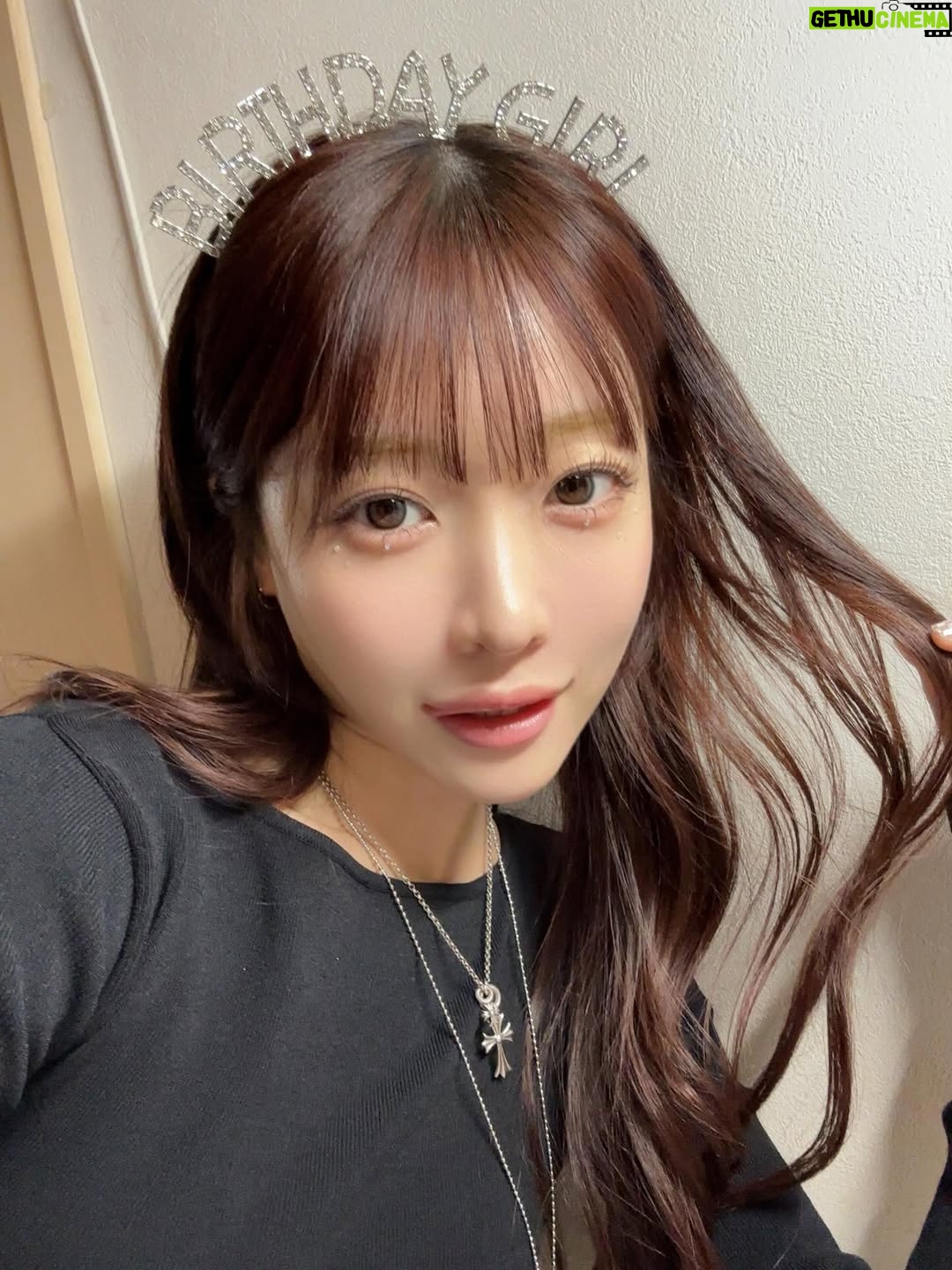 Sumire Yoshida - 4.1K Likes - .
2025.12.28
It′s my birthday🎂🎀

いつもみんなありがと🥹