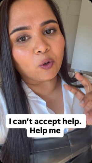 Sumukhi Suresh Instagram - Don’t help me.
#comedy #funny #help #problem #leavemealone