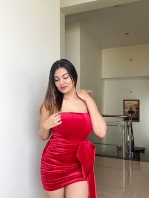 Sunaina Ganesh Instagram - the lady in red ❤️