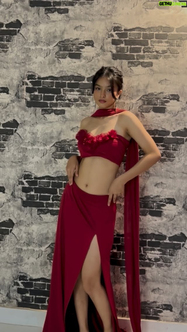 Supriya Chhetri - 573 Likes - “In my red era.”❤️
Wearing: @sahil__attire 🫶🏻