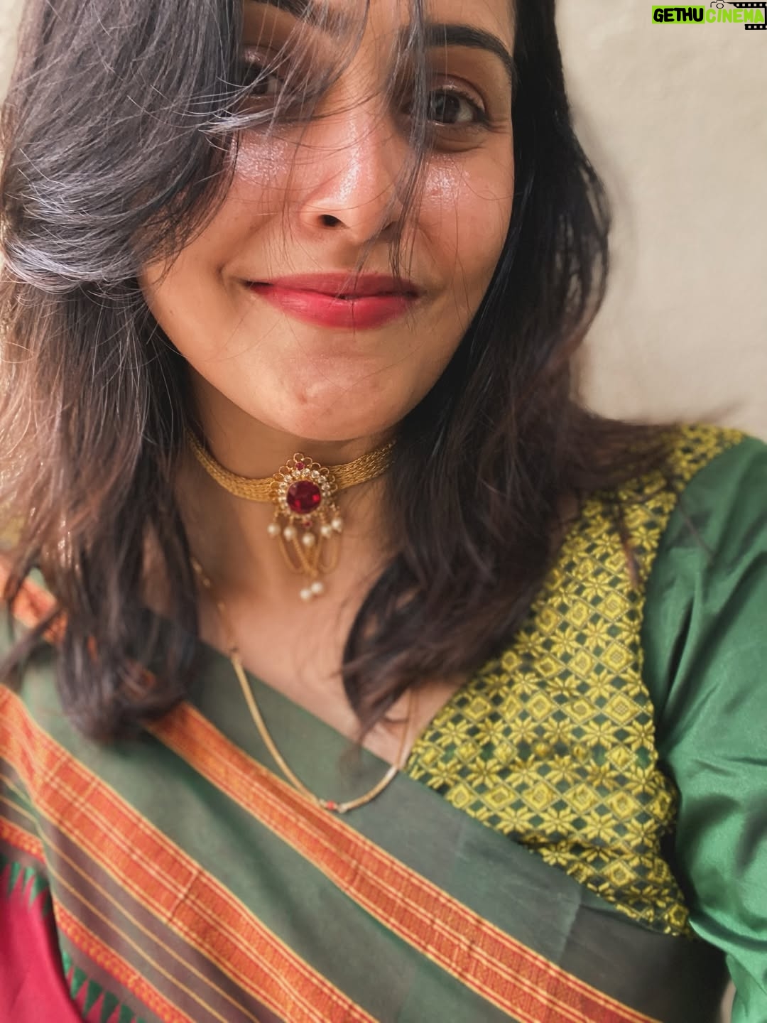 Surabhi Hande - 6.9K Likes - 🙏🏻🙏🏻☘️
