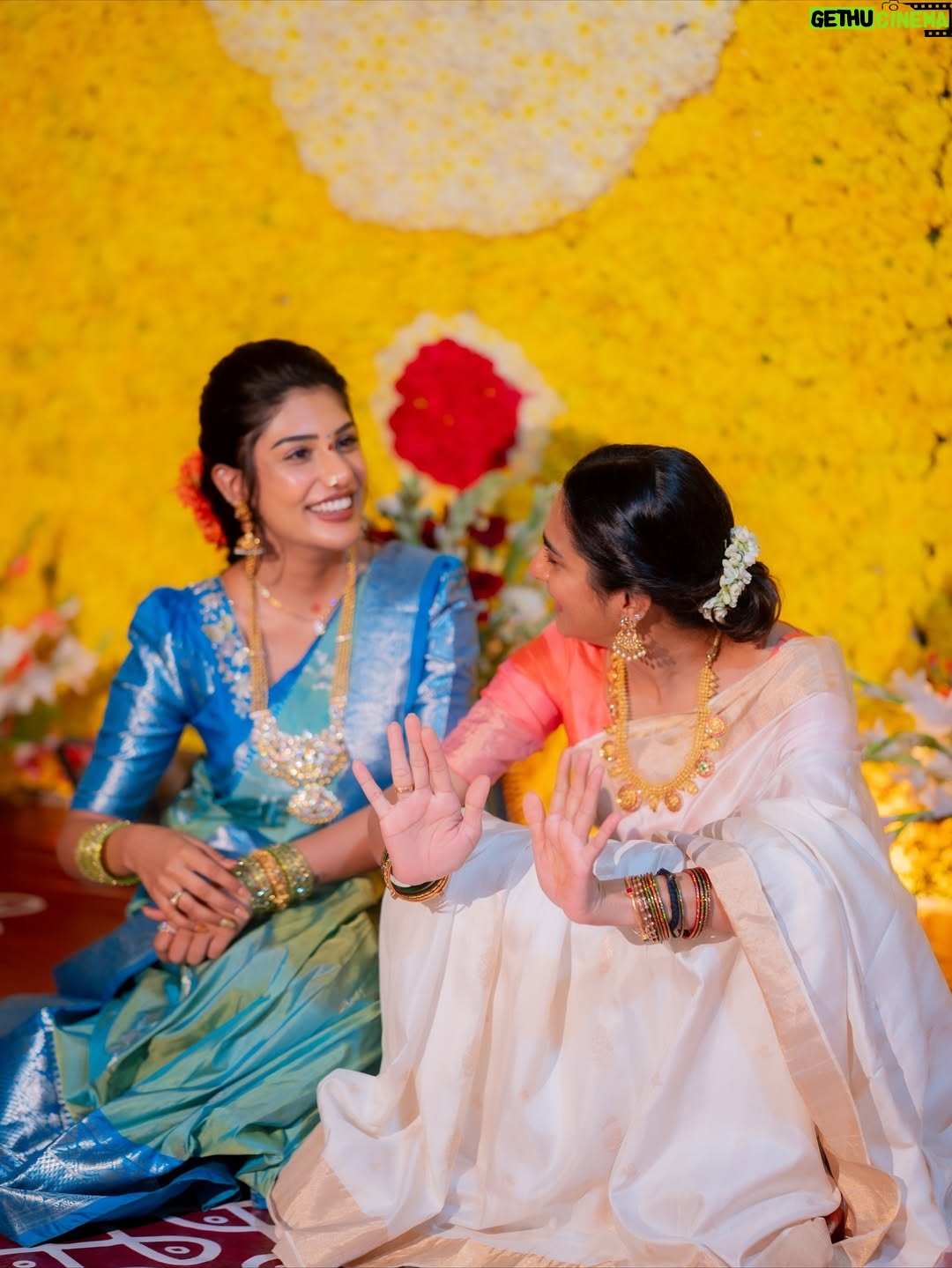 Sureka - 68.9K Likes - Us laughing over news we see on us😂🧡🧿