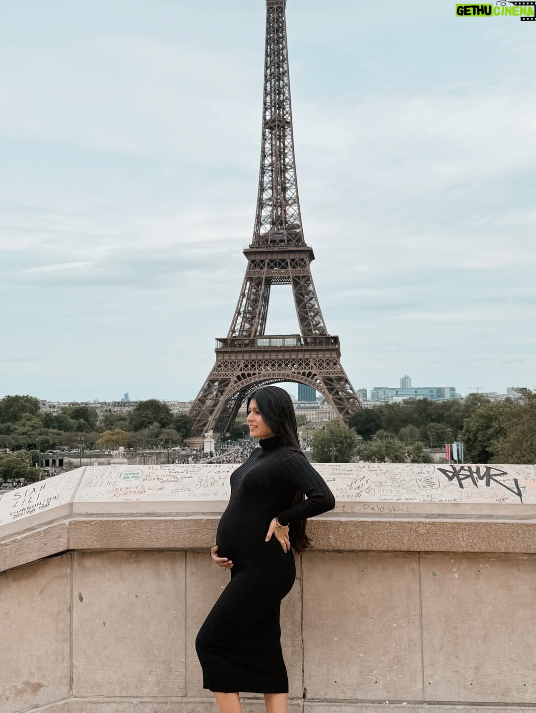 Sushmitha Ashwin - 46.2K Likes - Ending 2025 as a first-time mom feels like closing a chapter I never knew I was strong enough to write.
This year taught me love in its purest, most exhausting, and most beautiful form.
Between sleepless nights and tiny milestones, I found a new version of myself—braver, softer, and endlessly grateful.
As 2025 ends, my heart is fuller, my world is smaller, and my life has never felt more meaningful. 💛