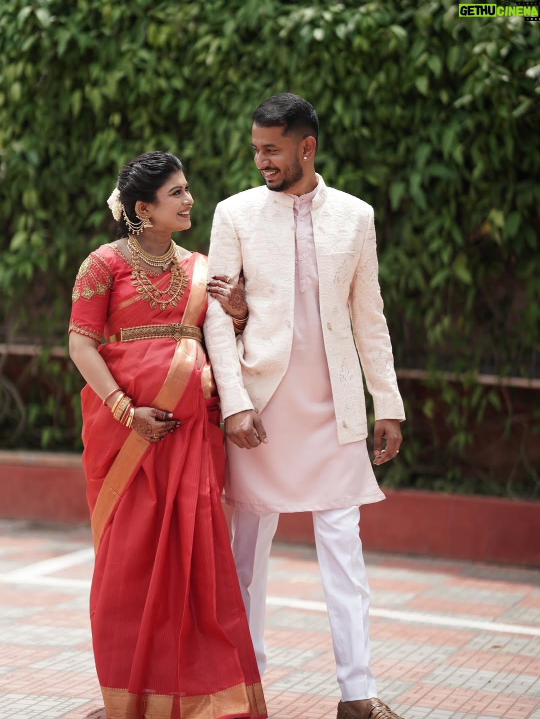 Sushmitha Ashwin - 46.2K Likes - Ending 2025 as a first-time mom feels like closing a chapter I never knew I was strong enough to write.
This year taught me love in its purest, most exhausting, and most beautiful form.
Between sleepless nights and tiny milestones, I found a new version of myself—braver, softer, and endlessly grateful.
As 2025 ends, my heart is fuller, my world is smaller, and my life has never felt more meaningful. 💛
