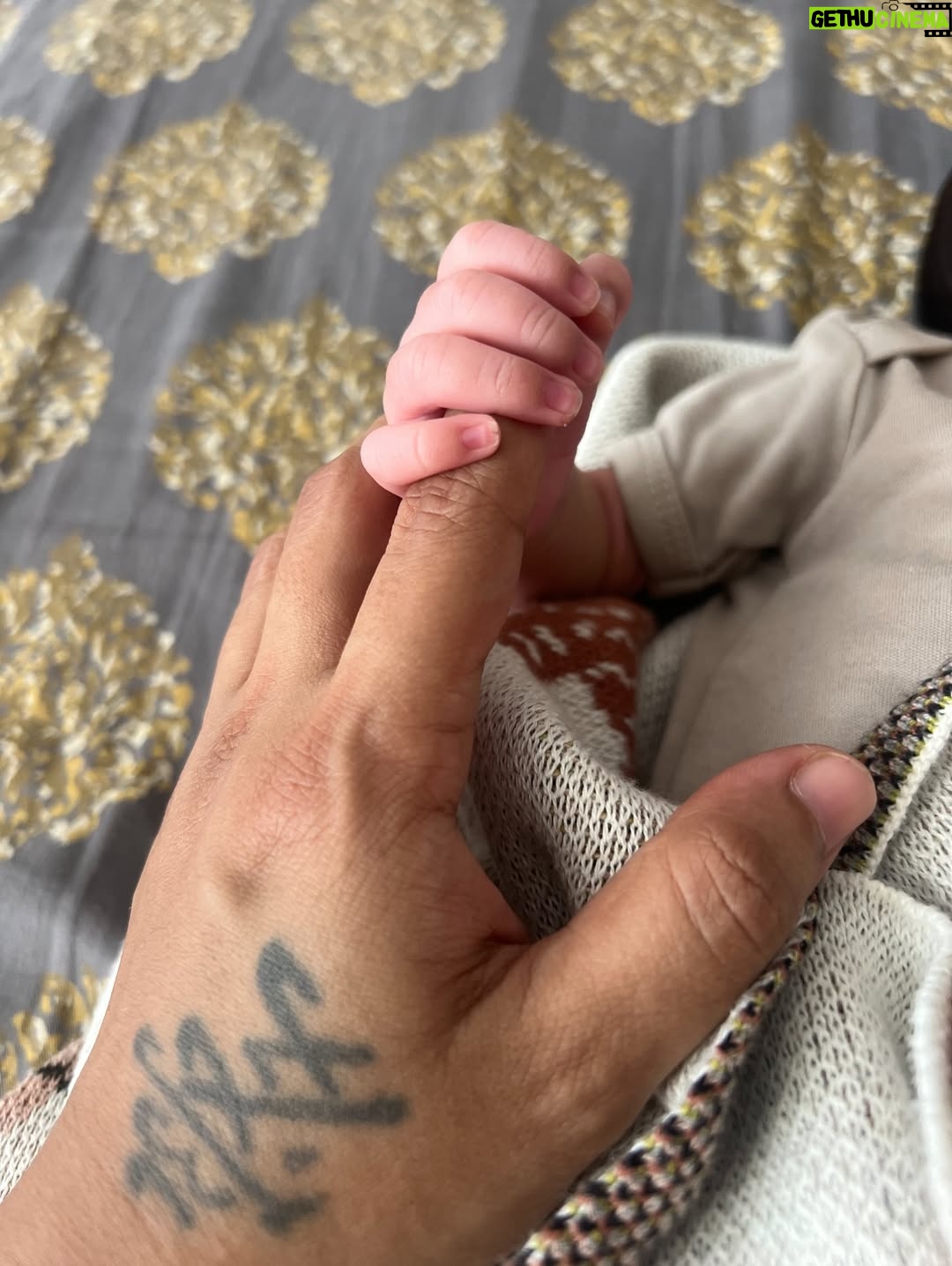 Sushmitha Ashwin - 46.2K Likes - Ending 2025 as a first-time mom feels like closing a chapter I never knew I was strong enough to write.
This year taught me love in its purest, most exhausting, and most beautiful form.
Between sleepless nights and tiny milestones, I found a new version of myself—braver, softer, and endlessly grateful.
As 2025 ends, my heart is fuller, my world is smaller, and my life has never felt more meaningful. 💛