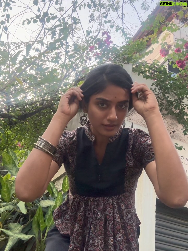 Sushmitha Bhat - 23.3K Likes - @matkatusonline :  For building a sustainable, clean, fashion that also lets you to be adventurous with style. 
Here’s me casually sporting some of their best designs 🌸♥️
Earrings from @kanakathara_jewellery ✨