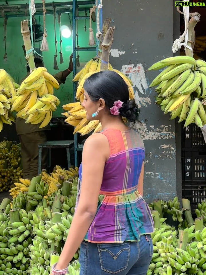 Sushmitha Bhat - 23.3K Likes - @matkatusonline :  For building a sustainable, clean, fashion that also lets you to be adventurous with style. 
Here’s me casually sporting some of their best designs 🌸♥️
Earrings from @kanakathara_jewellery ✨
