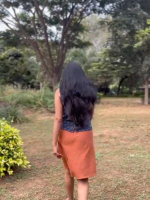 Sushmitha Bhat Instagram - @matkatusonline : For building a sustainable, clean, fashion that also lets you to be adventurous with style.
Here’s me casually sporting some of their best designs 🌸♥️
Earrings from @kanakathara_jewellery ✨