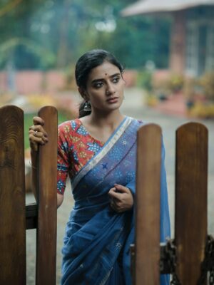 Sushmitha Bhat Instagram - Overwhelmed by the love and response 🥰
Thank you for supporting Dominic and the Ladies’ Purse 💼✨”
#dominicandtheladiespurse #stillphotography #promostills