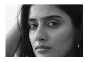 Sushmitha Bhat Instagram - A rendezvous with @priyadarshineeraj & the sea..
“….. as I wended the shores I know, I too, saw the endless rocking….”