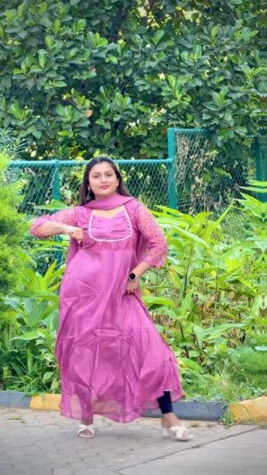 Sushmitha Sheshagiri Instagram - ಓ ಗುಣವಂತ✨❤️
.
Outfit by @arti_dezigners