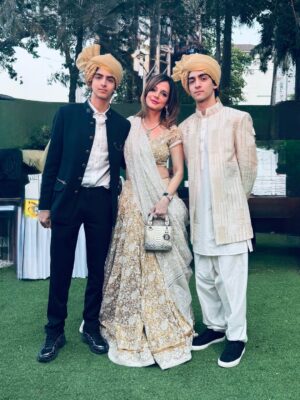 Sussanne Khan Instagram - The Mama Lioness.. with my Heart beaming with my SonShines Pride… My Ray and Ridza.. From here till the end of Time you both have been my Bravest hearted Knights… so so proud to call you mine. ✊🏼✊🏼✊🏼🥹🥹♥️♥️♥️♥️♥️♥️♥️🥹