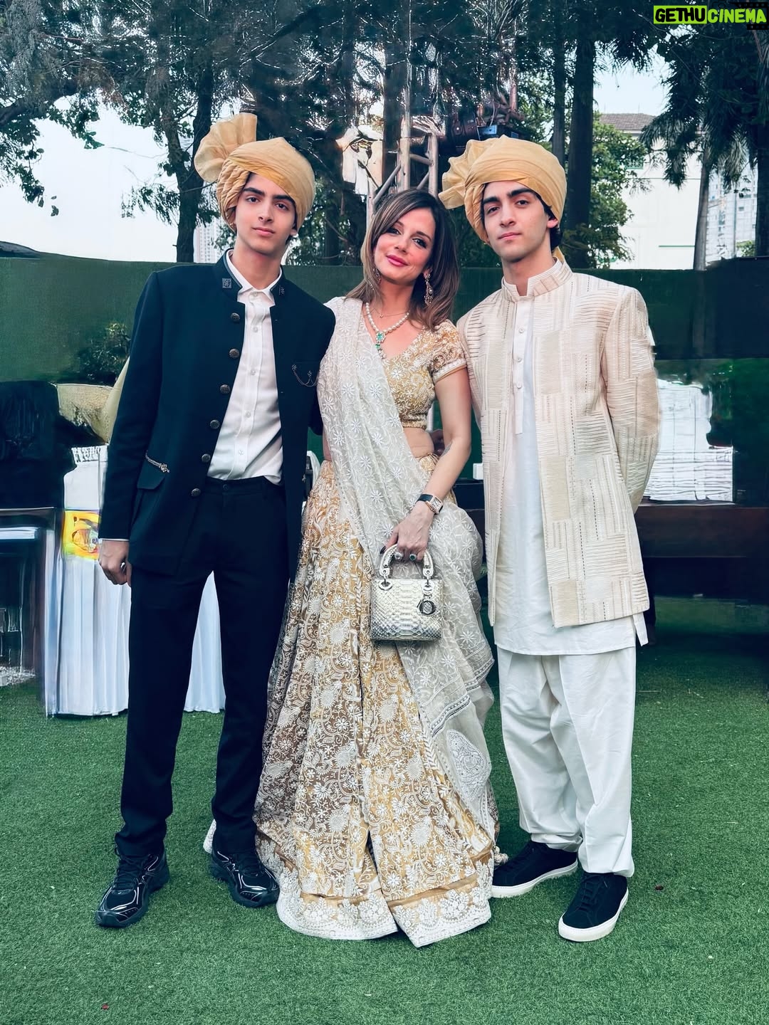 Sussanne Khan - 1.4 Million Likes - The Mama Lioness.. with my Heart beaming with my SonShines Pride… My Ray and Ridza.. From here till the end of Time you both have been my Bravest hearted Knights… so so proud to call you mine. ✊🏼✊🏼✊🏼🥹🥹♥️♥️♥️♥️♥️♥️♥️🥹