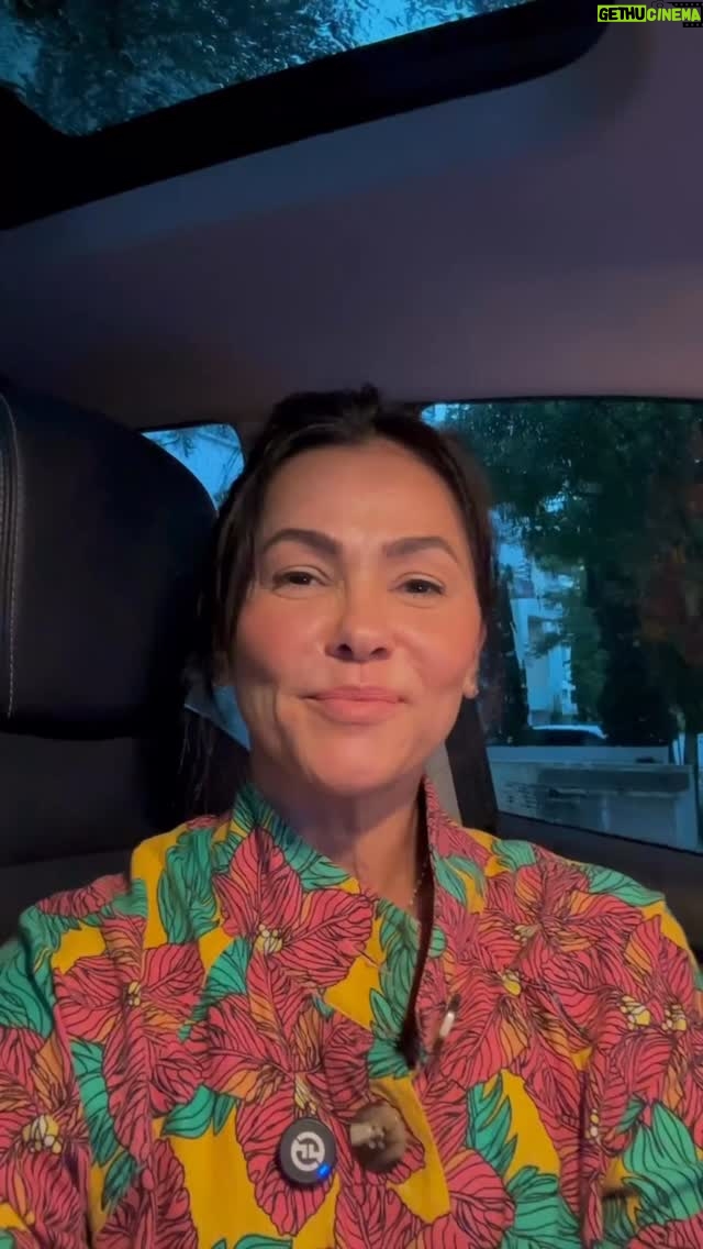 Suzana Alves - 2.1K Likes - Consulta de 6 meses ✔️
Hoje voltei ao consultório para acompanhar meu pós-operatório e saí ainda mais segura da escolha que fiz.

Cicatrização excelente, corpo respondendo bem e, acima de tudo, a sensação de estar alinhada comigo mesma.
O tempo confirma aquilo que o coração já sabia.

Cada organismo tem seu processo, cada mulher sua história.
Informação, acompanhamento médico e escuta do próprio corpo fazem toda a diferença.

Se você tem dúvidas, medos ou curiosidade sobre esse caminho, esse vídeo é pra você. ✨