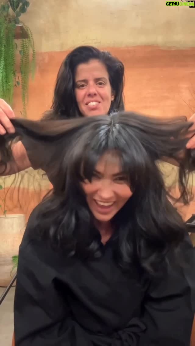 Suzana Alves - 2.8K Likes - @lacesandhair é VIDA! @crisdioslaces é alquimista e AMOR 🫶🏼 💚❤️ Fiquei linda ahahahahahahha