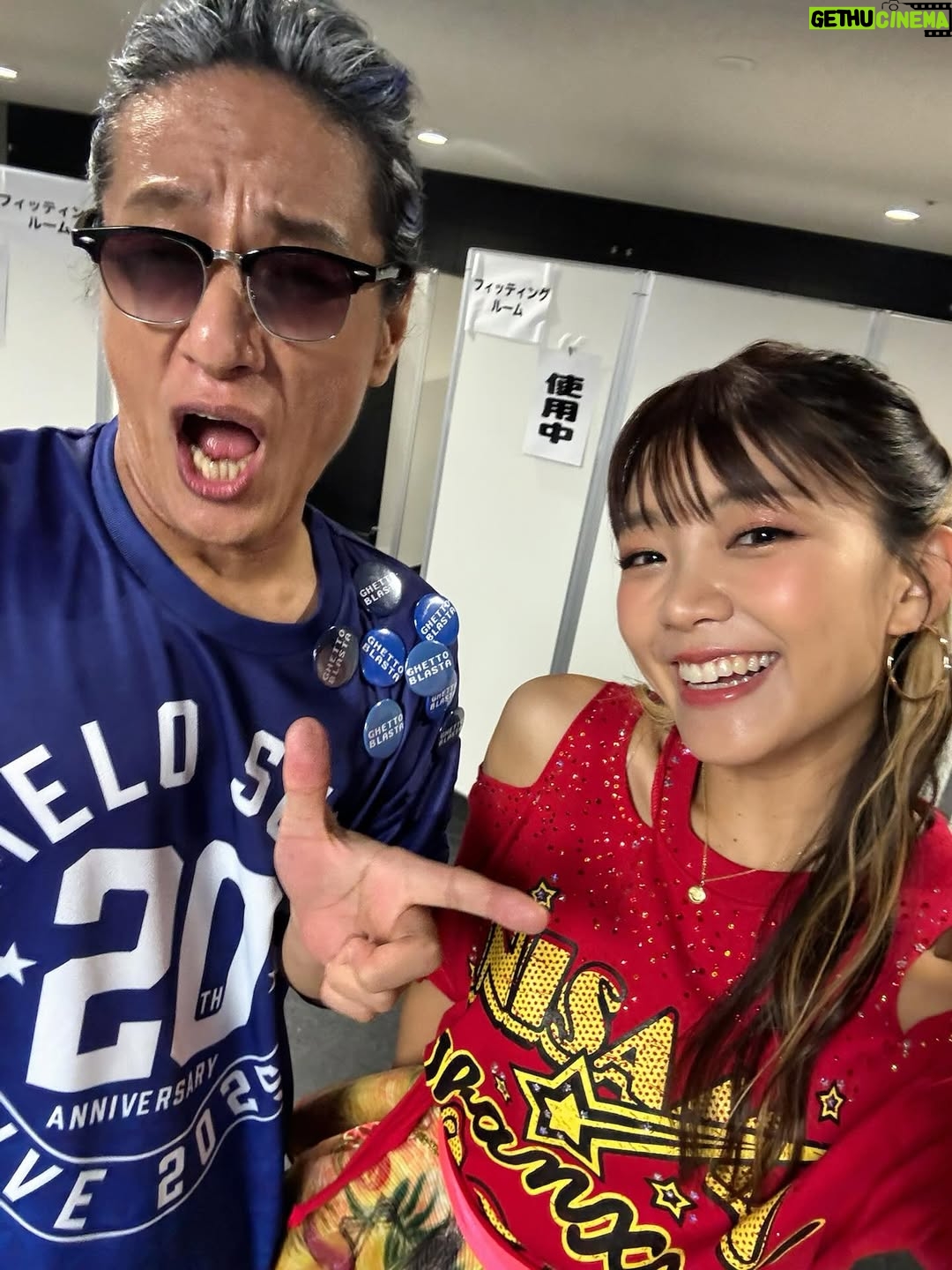Suzuko Mimori - 11.9K Likes - アニサマ1日目に出会った方々🌻

🌻あいあい
ただいまあいあい！後日一緒にご飯もしました！
あいあいが2時間半ずーーーっと喋ってた🤣

🌻Motsuさん
NYCトークで盛り上がりました🗽
共通の話題嬉しいです♪

🌻さいとーぴー
今年もありがとうございます！
そして、アニサマP引退🥲
さいとーぴーと歩んできた私のアニサマの歴史。
音楽を愛する気持ち、今年も溢れまくってました！

🌻Kiinaさん
20年ほど前バッグダンサーをさせていただいた経験があり、またこうして再会させてもらえたことが嬉しかったです✨
歌声に圧倒されました！

🌻芹澤優ちゃん
いつも変わらず可愛い私のアイドル🩷
いつも通りの配置で撮ってます📸私が奥、優ちゃん手前🤣

🌻i⭐︎Ris ちゃん
私の前に歌ってて、一緒に口ずさみながら待機してました🙌🏻
かっこ可愛いプロアイドル健在で、最高でした😍

#anisama #アニサマ2025 #アニサマ
#mimorisuzuko