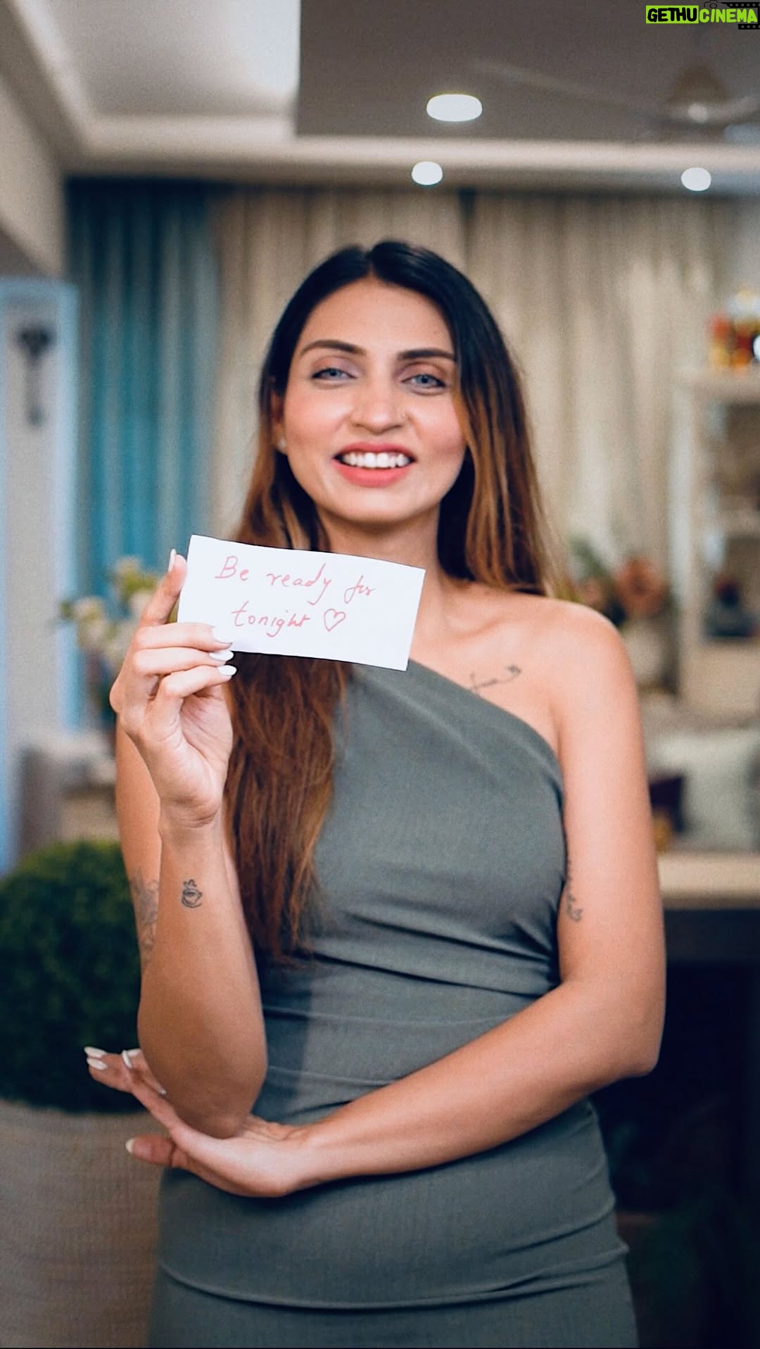 Swati Gandhi - 12.4K Likes - #AD He didn’t just say “good morning”… he prepared my whole day. 💛
From breakfast to my cravings to date-ready and even for the ouch moments, his love language for my tooth sensitivity 🦷 is @pepsodentindia Sensitive Care toothpaste. 

#PepsodentIndia #PepsodentSensitivecare #SensitiveTeethToothpaste #Sensitivity