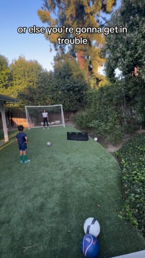 Sydney Leroux Instagram - The moral of the story is listen to your mother and also the neighbor. The backyard battles live on!