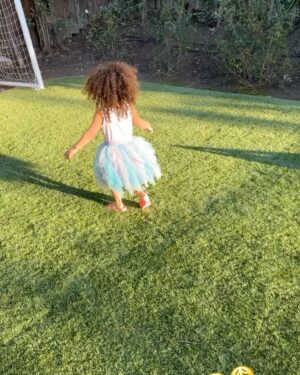Sydney Leroux Instagram - Happy National Girls and Women in Sports Day! Roux has been so lucky to be around such strong, amazing and powerful women her entire life. It makes me question why she isn’t athletic.