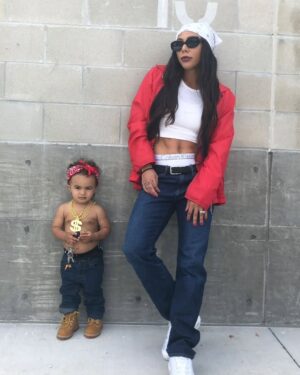 Sydney Leroux Instagram - My favorite time of year.