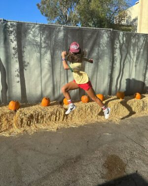 Sydney Leroux Instagram - My favorite time of year.