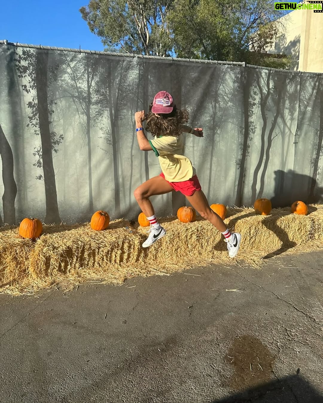 Sydney Leroux - 36.6K Likes - My favorite time of year.